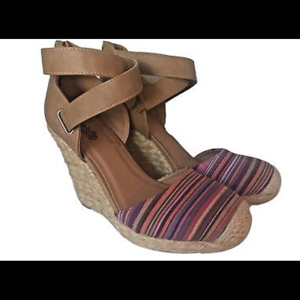 Charlotte Russe Espadrilles Sz 7